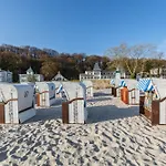 Apartman Seeschloss, App 03, Direkt An Der Strandpromenade, Toplage Binz