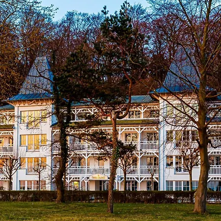Seeschloss, App 03, Direkt An Der Strandpromenade, Toplage *
