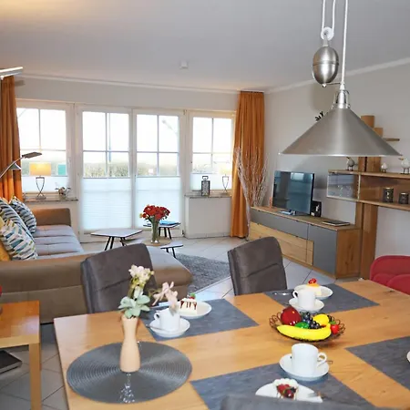 Seeschloss, App 03, Direkt An Der Strandpromenade, Toplage Apartment Binz
